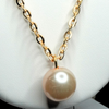 TRIPLE-LAYER PEARL AND BUTTERFLY NECKLACE