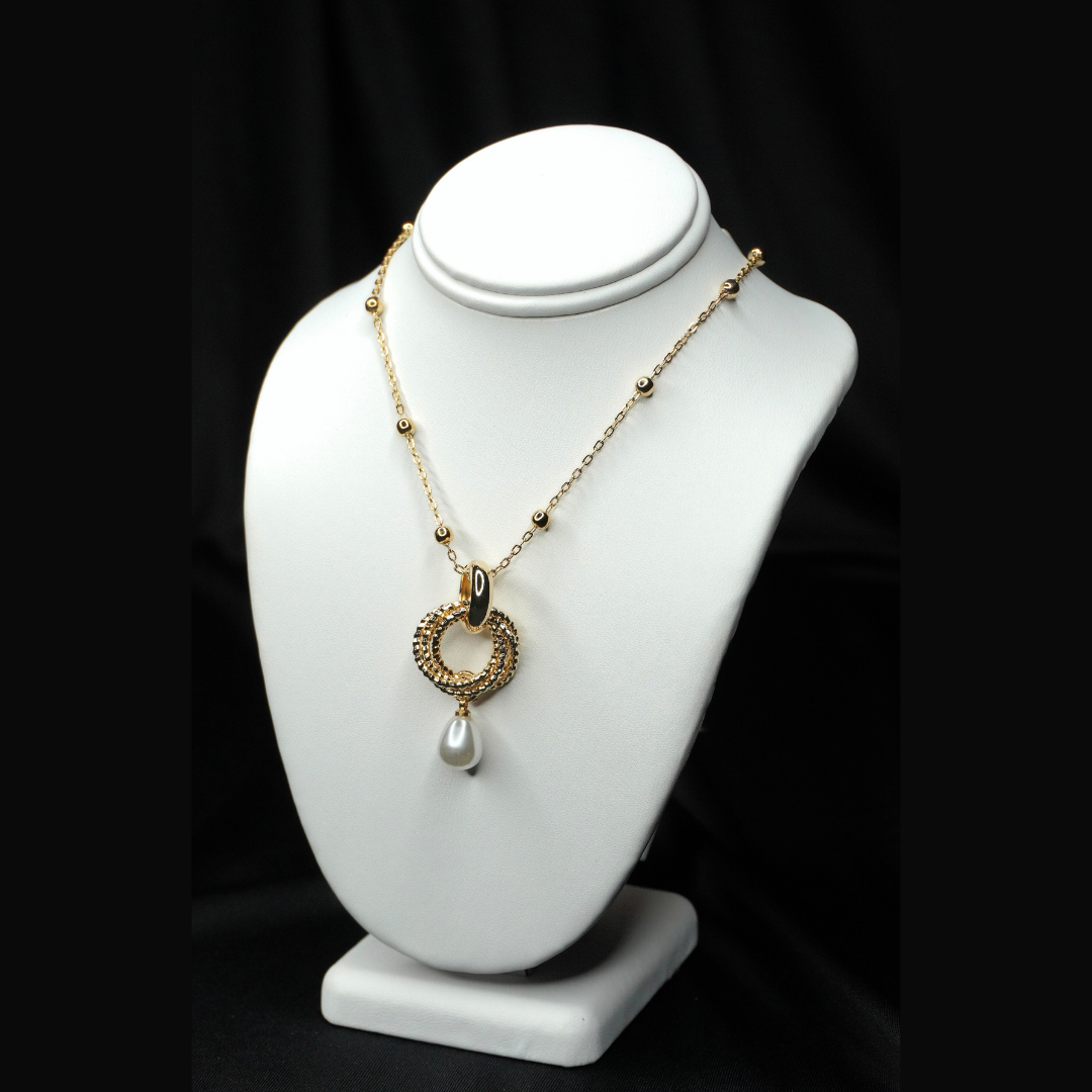 GOLD PEARL PENDANT NECKLACE